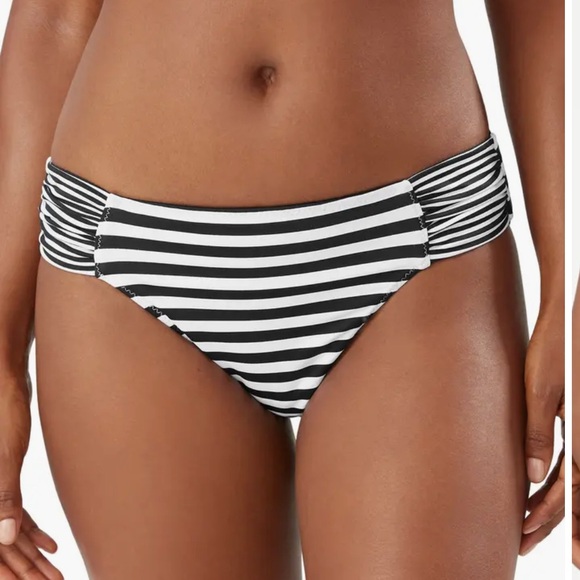 Tommy Bahama Other - Tommy Bahama Breaker Bay shirred side reversible bikini bottom - Large - New